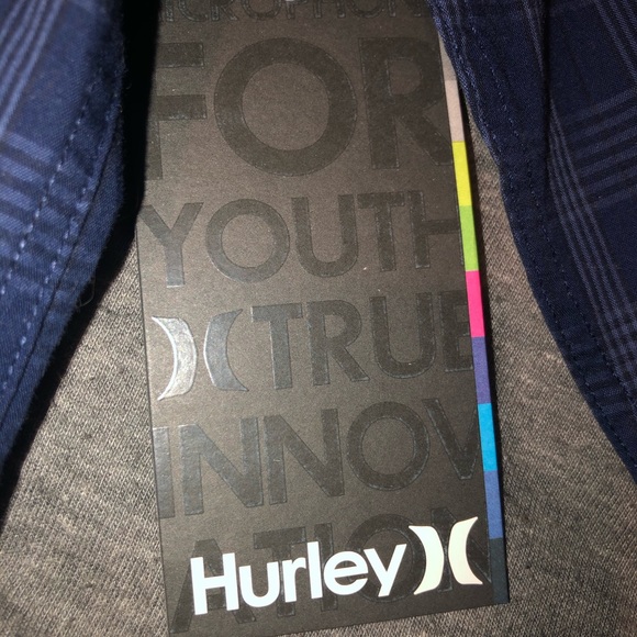 Hurley Button Shirt - Picture 3 of 4